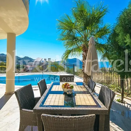 Vila Sleeps 6 Pool Air Con Wifi Kalkan